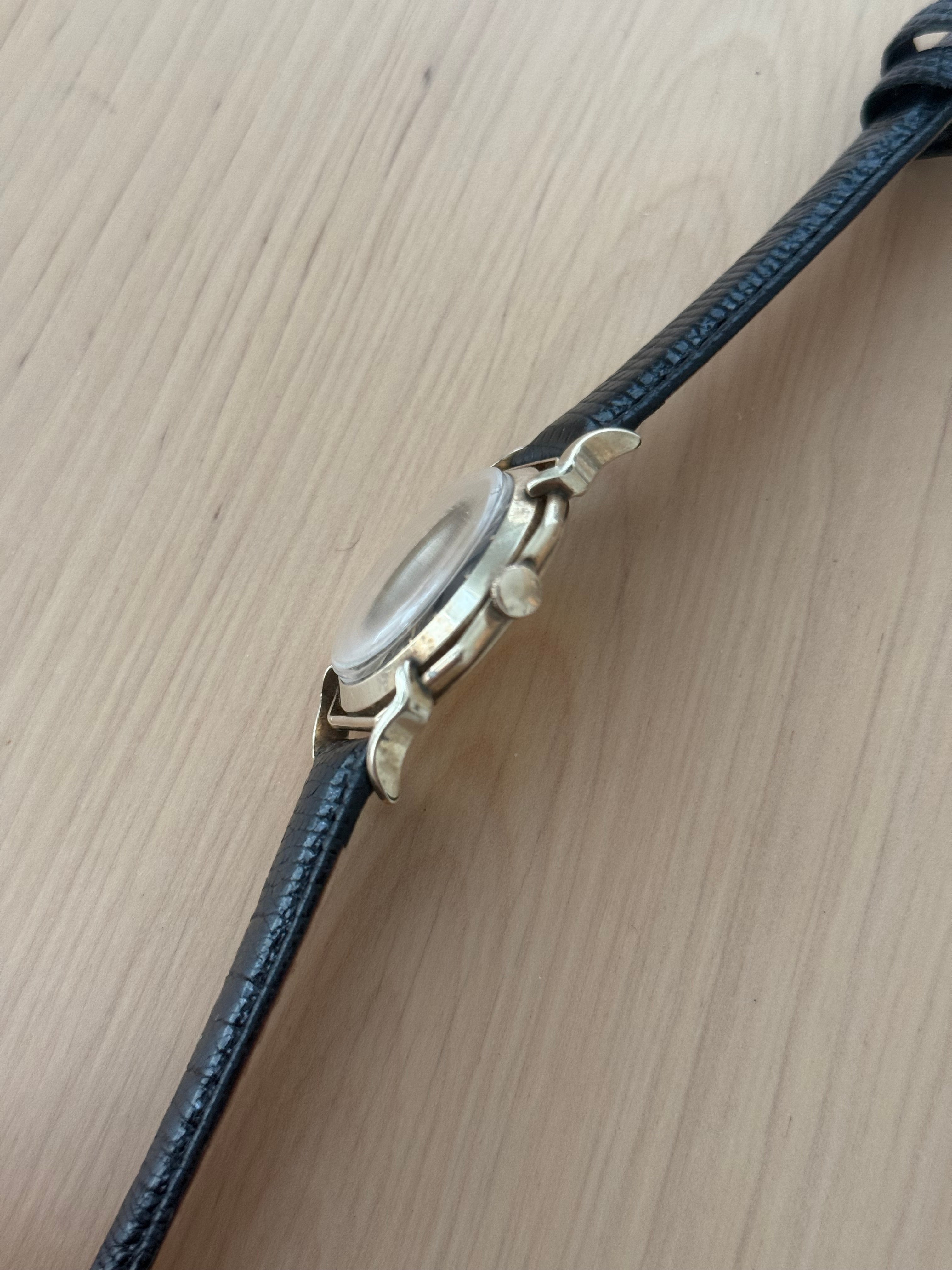 1952 Gruen 21 Barclay "Spider"