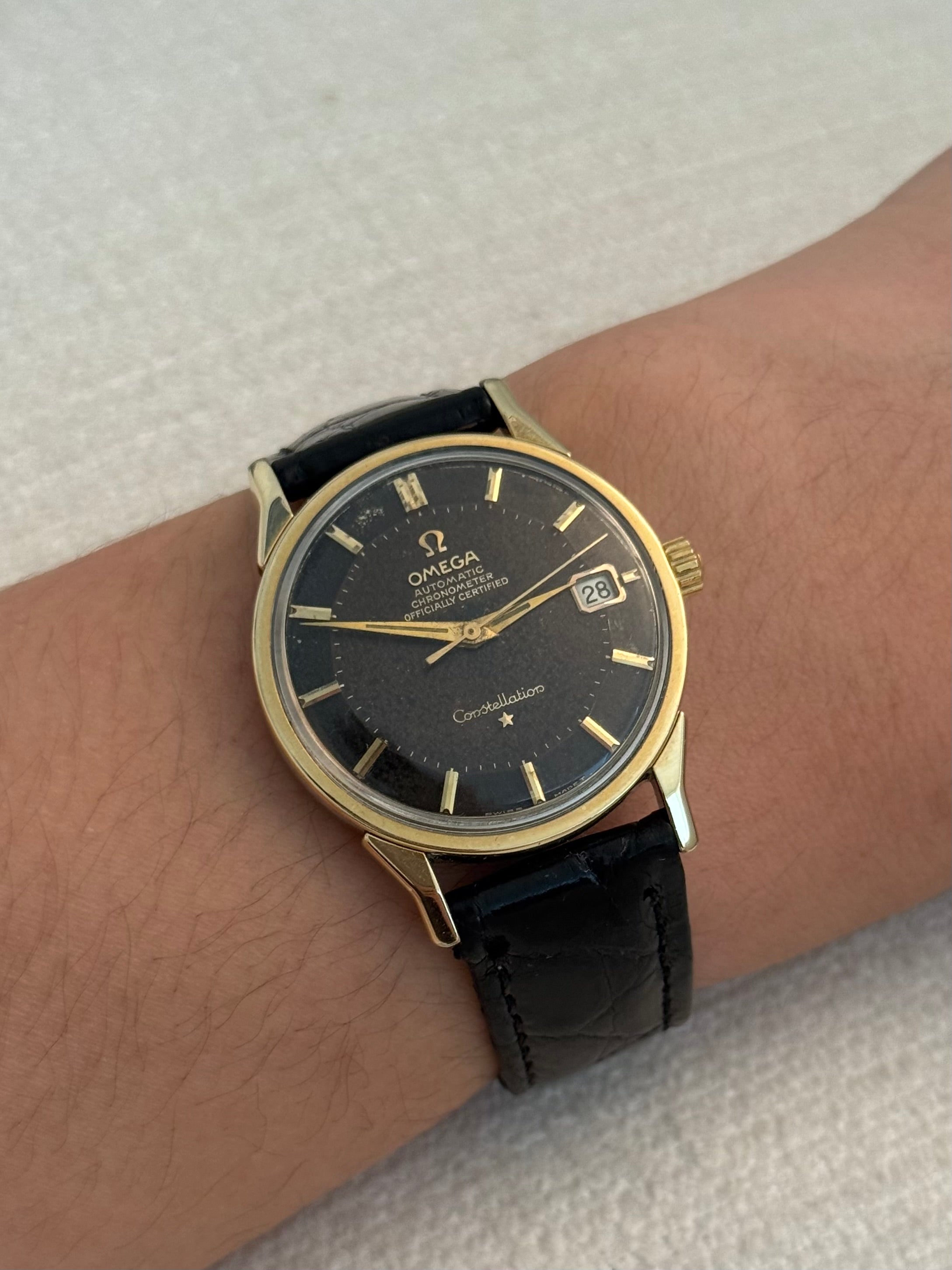 1966 Omega Constellation “Dogleg” Pie-Pan – Black Dial