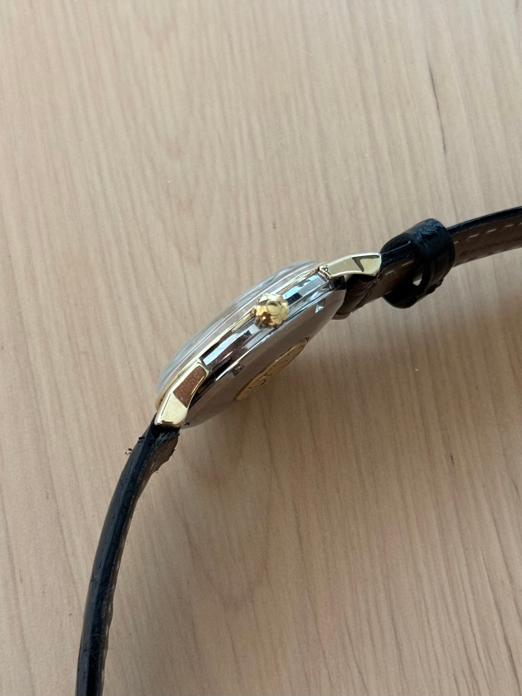 1966 Omega Constellation “Dogleg” Pie-Pan – Black Dial