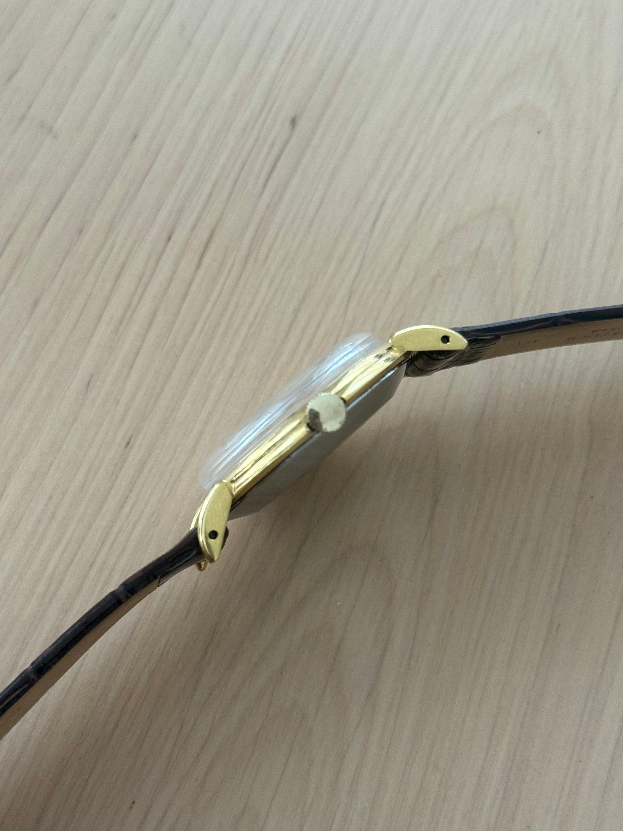 1960s Universal Genève Ref. 406506